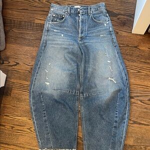 Brand new w/o tag - C of H horseshoe jeans size 25